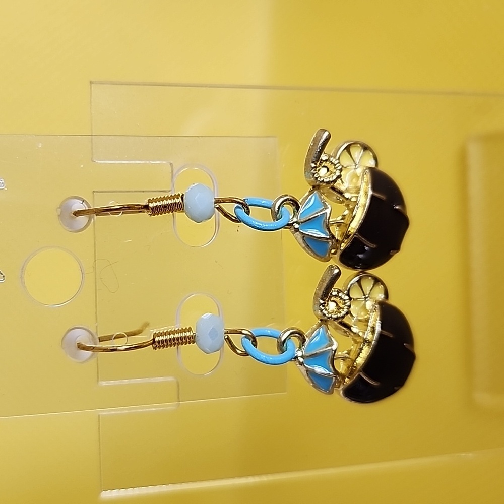 Coconut drink earrings